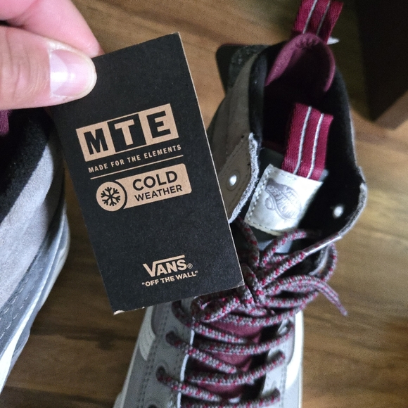 Vans Sk8 Hi Mte 2 Hiking Boots Women 9.5 Grey And White Waterproof 032026 - Picture 5 of 10